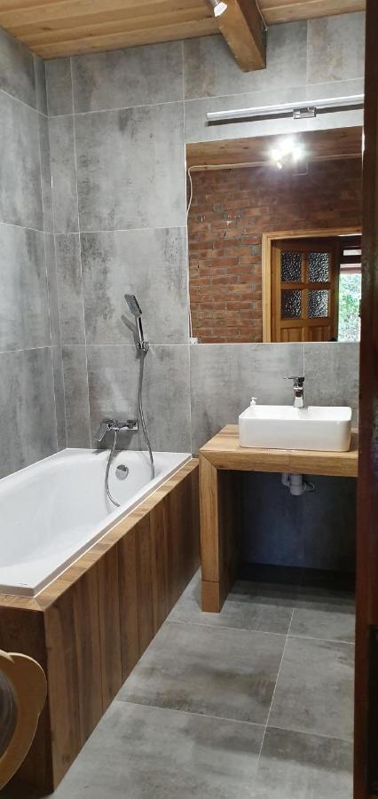 Roztocze U Aleksa Susiec - Jacuzii , Goraca Balia!!! Villa Exteriör bild