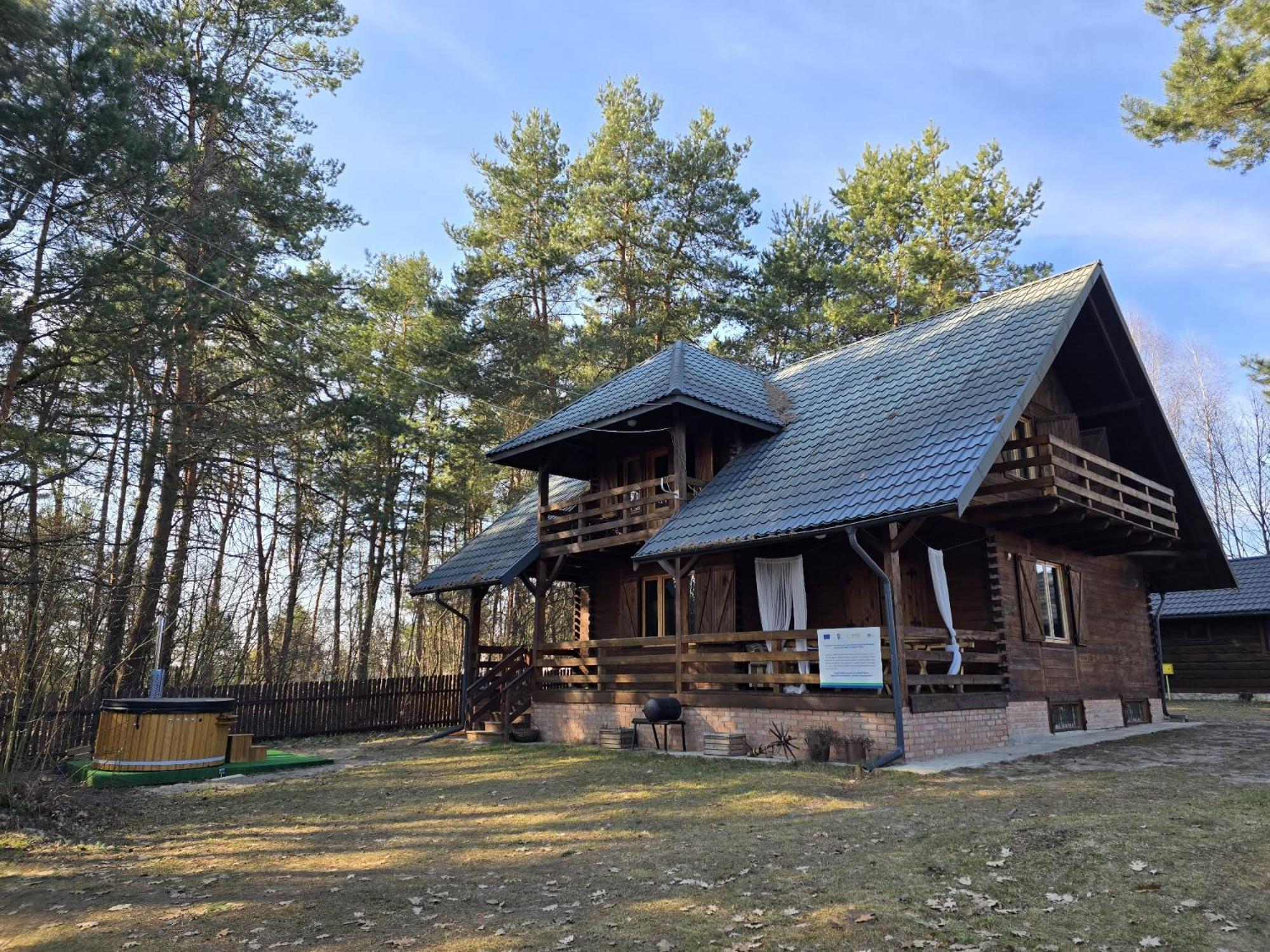 Roztocze U Aleksa Susiec - Jacuzii , Goraca Balia!!! Villa Exteriör bild